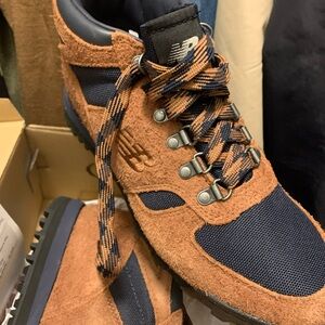 New Balance Rainier Boots new w/box